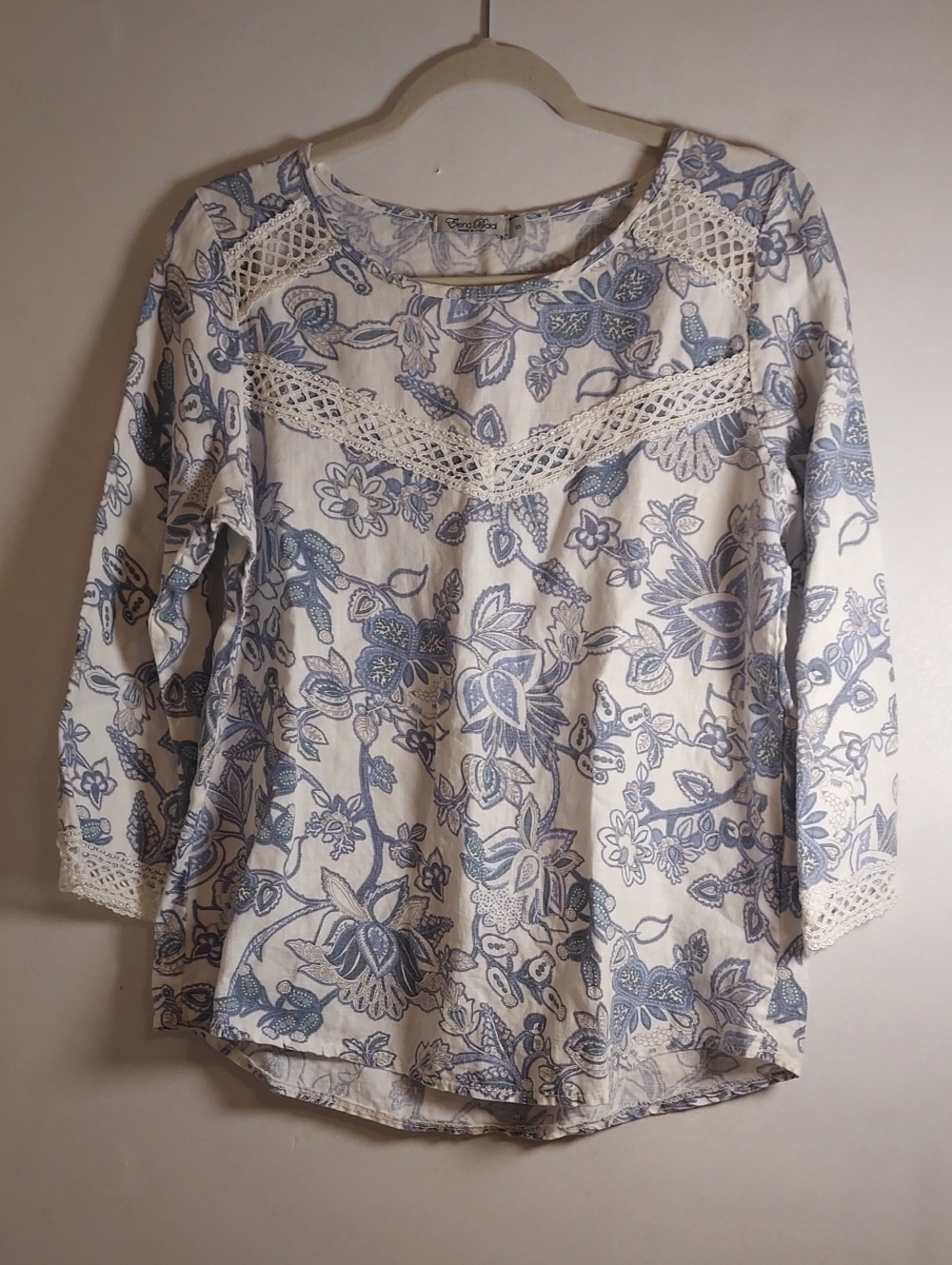Elena Baldi, all Linen Top